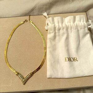 Christian Dior choker necklace